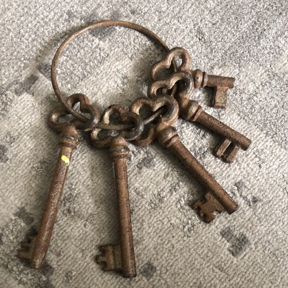 Vintage keys, skeleton keys, magic keys of luck, Victorian,Stem punk.NWOT - Picture 7 of 7